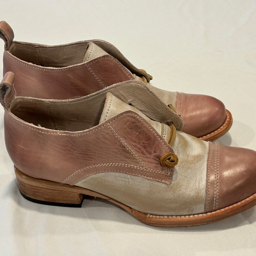 Freebird Mable Blush Multi Leather Oxford Shoes Size 8